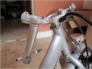 Woosh Mono handlebars lock